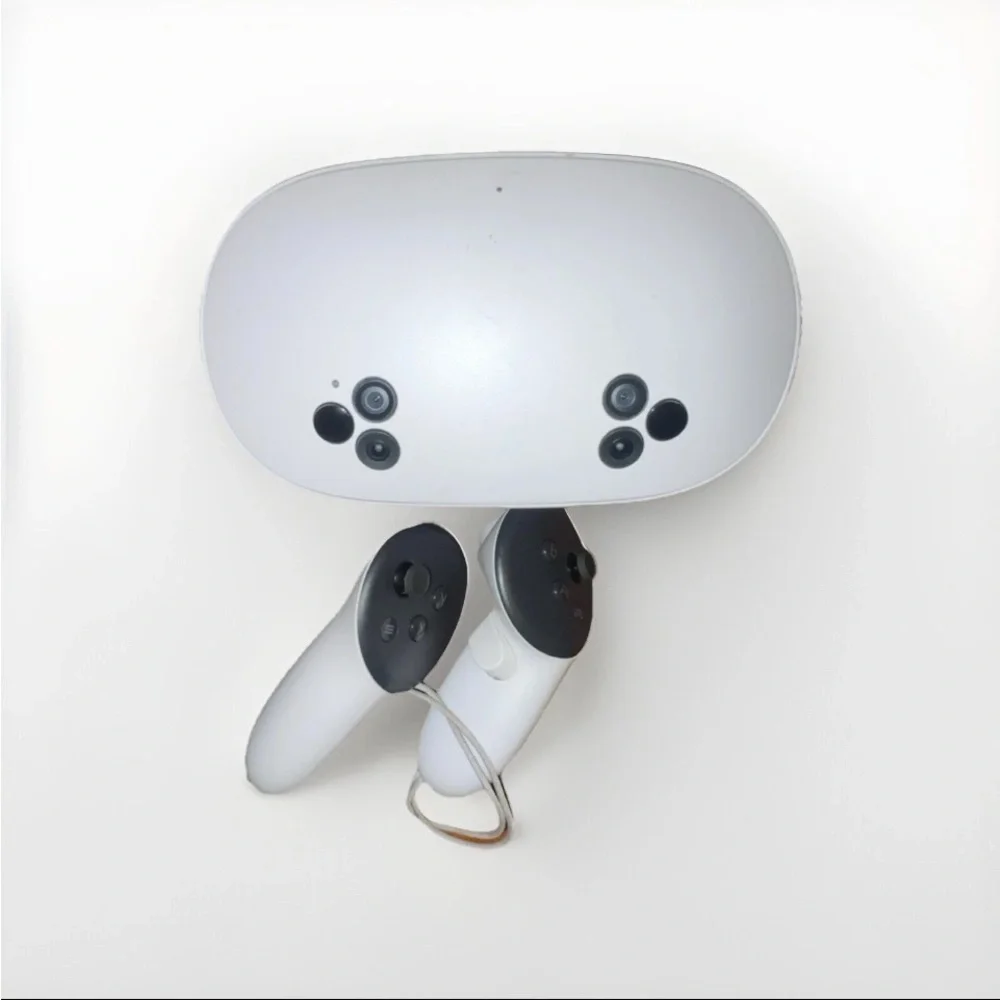 Meta quest 3s VR Headset with Controllers - White